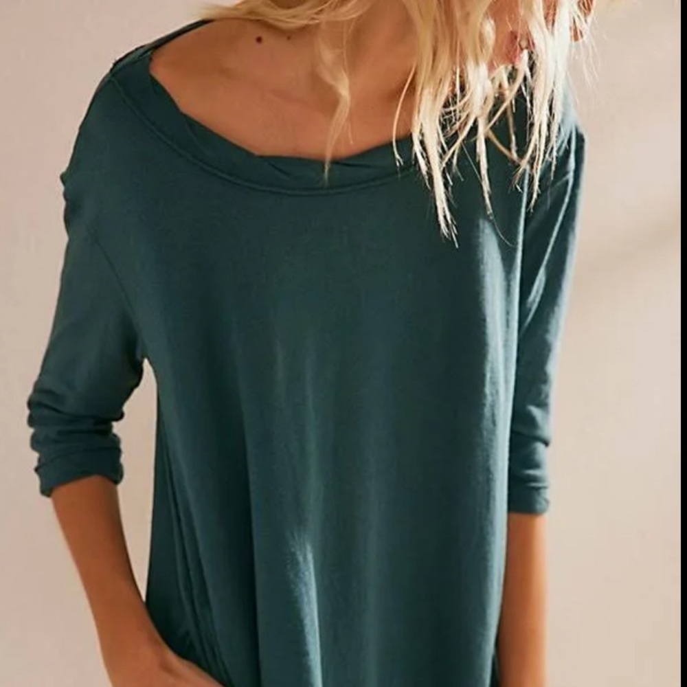 NWT Free People Roca Extreme Essential Mini in Green Size Medium